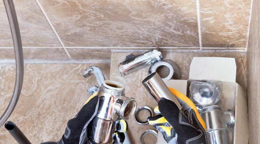 Professional gutter cleaning in North Fork, ID